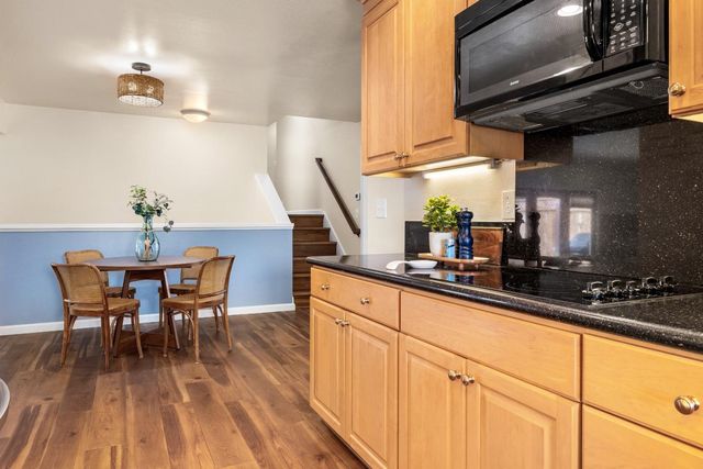 200 Magellan Street, Capitola, CA 95010