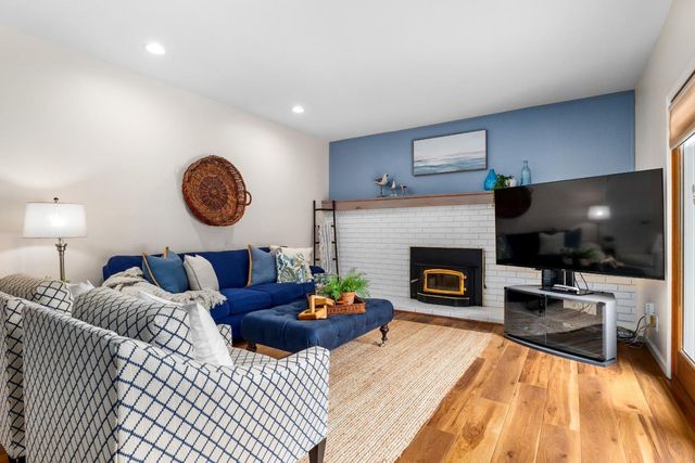 200 Magellan Street, Capitola, CA 95010
