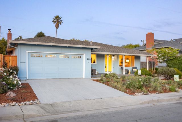 200 Magellan Street, Capitola, CA 95010