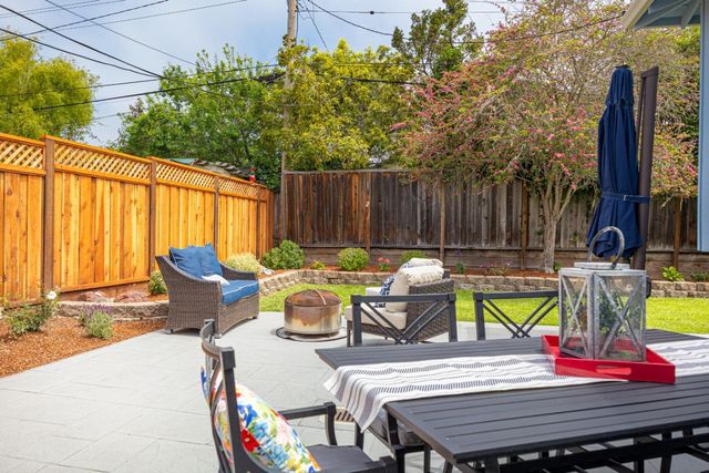 200 Magellan Street, Capitola, CA 95010
