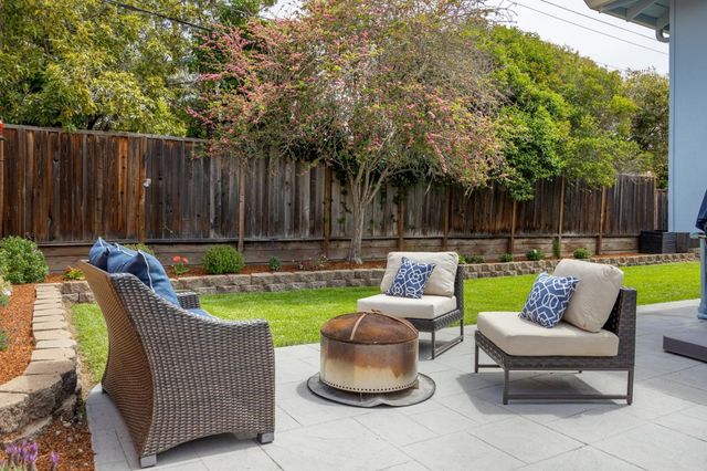 200 Magellan Street, Capitola, CA 95010