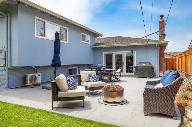 200 Magellan Street, Capitola, CA 95010