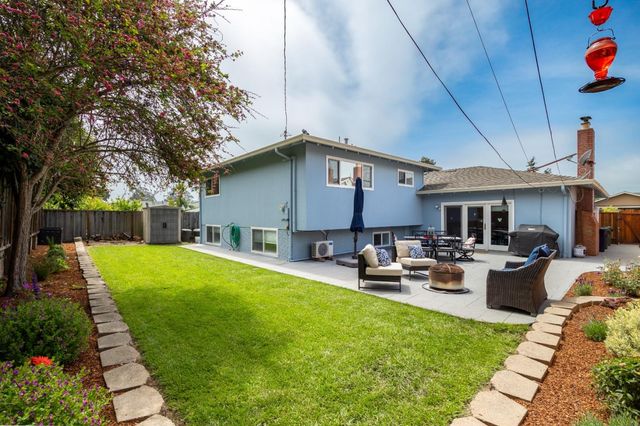 200 Magellan Street, Capitola, CA 95010