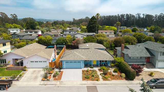 200 Magellan Street, Capitola, CA 95010