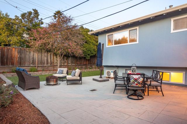 200 Magellan Street, Capitola, CA 95010