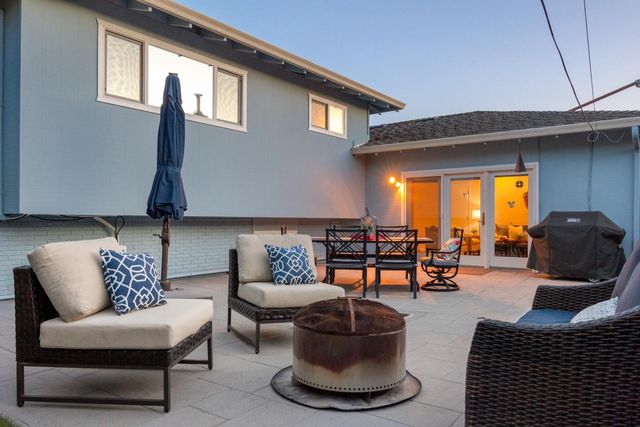 200 Magellan Street, Capitola, CA 95010