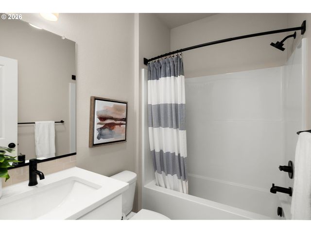 3445 Se EVERWOOD Ln, Hillsboro, OR 97123