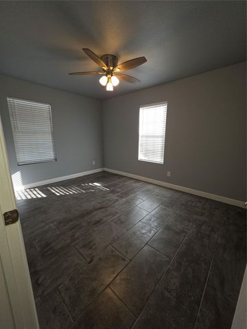 1653 Bell Avenue, Blue Mound, TX 76131