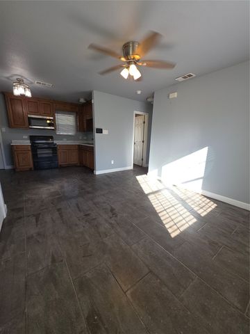 1653 Bell Avenue, Blue Mound, TX 76131