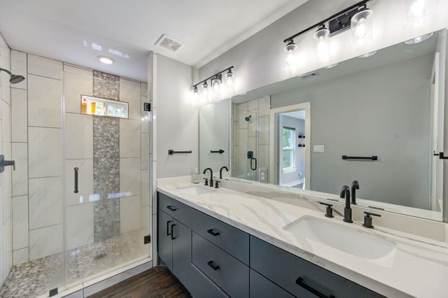 436 Owens Street, Houston, TX 77029