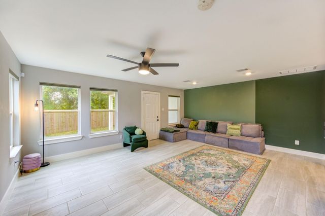 436 Owens Street, Houston, TX 77029