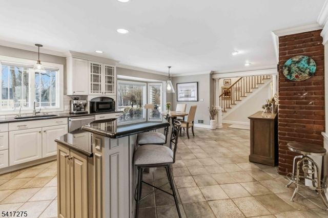 76 Skyline Dr, Morris Twp., NJ 07960