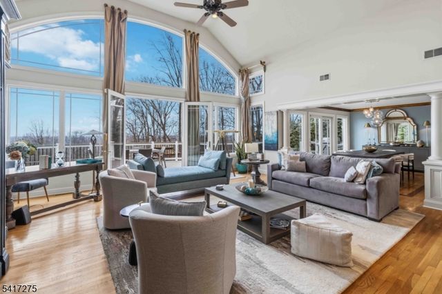 76 Skyline Dr, Morris Twp., NJ 07960