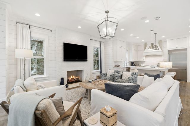 17 Compass Point Way, Watersound, FL 32461