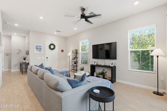 17038 N 50TH Place, Scottsdale, AZ 85254