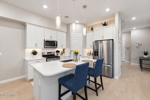17038 N 50TH Place, Scottsdale, AZ 85254