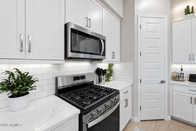 17038 N 50TH Place, Scottsdale, AZ 85254