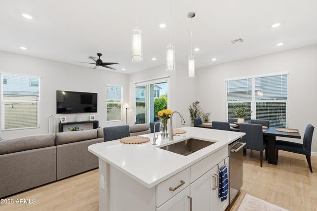 17038 N 50TH Place, Scottsdale, AZ 85254