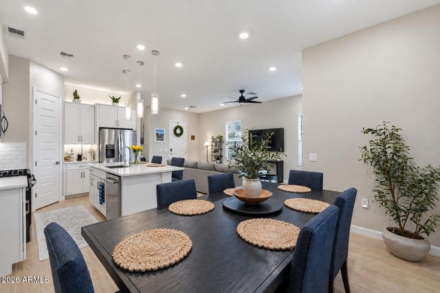 17038 N 50TH Place, Scottsdale, AZ 85254