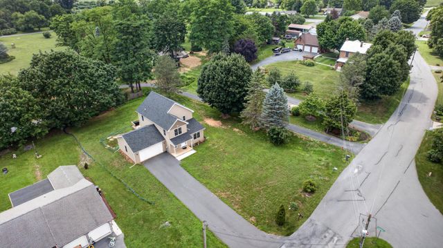 191 GREENVIEW DR, Carlisle, PA 17015
