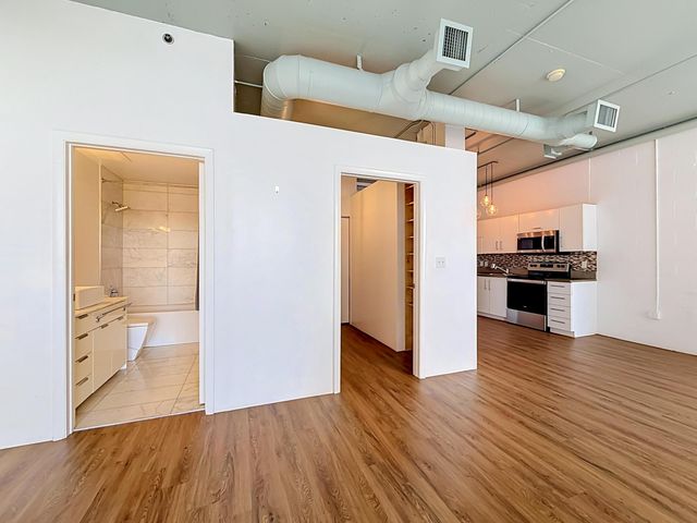 444 NE 30th Street NE 903, Miami, FL 33137