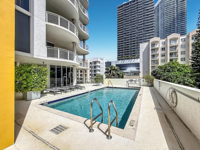 444 NE 30th Street NE 903, Miami, FL 33137