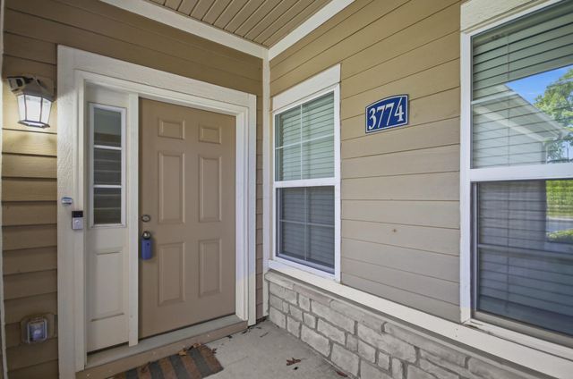 3774 Evelynton Avenue, Lewis Center, OH 43035