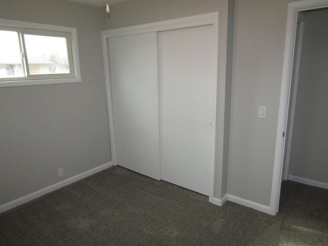 1306 Apache Dr., Salina, KS 67401