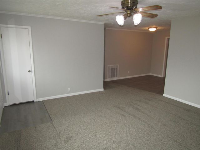 1306 Apache Dr., Salina, KS 67401