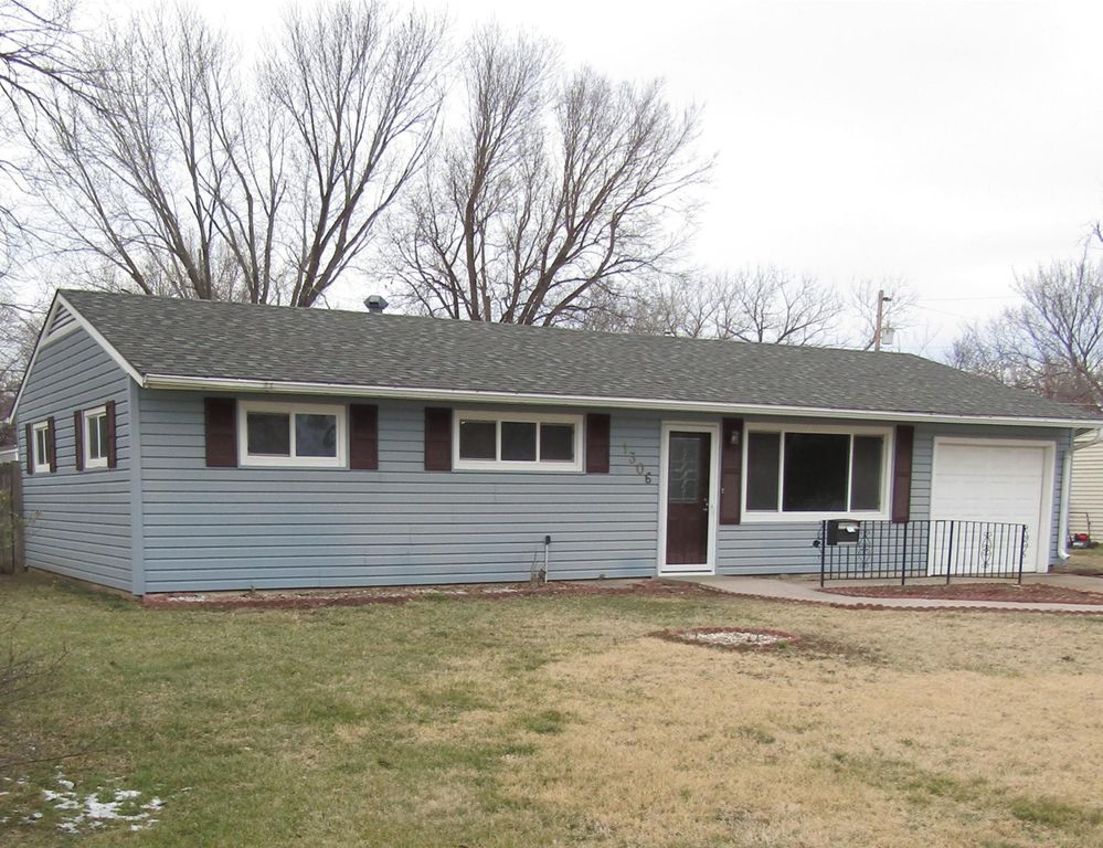 1306 Apache Dr., Salina, KS 67401