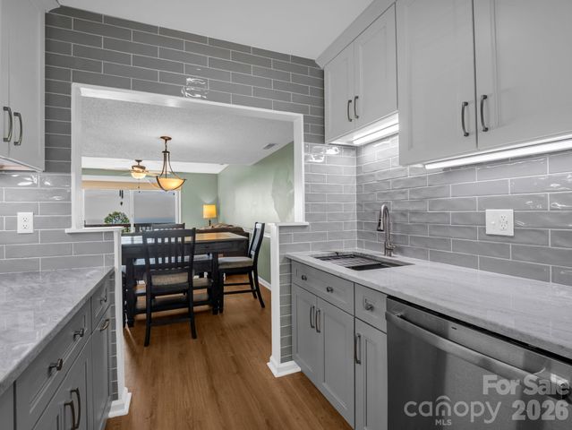2881 White Oak Mountain Road A 9, Columbus, NC 28722