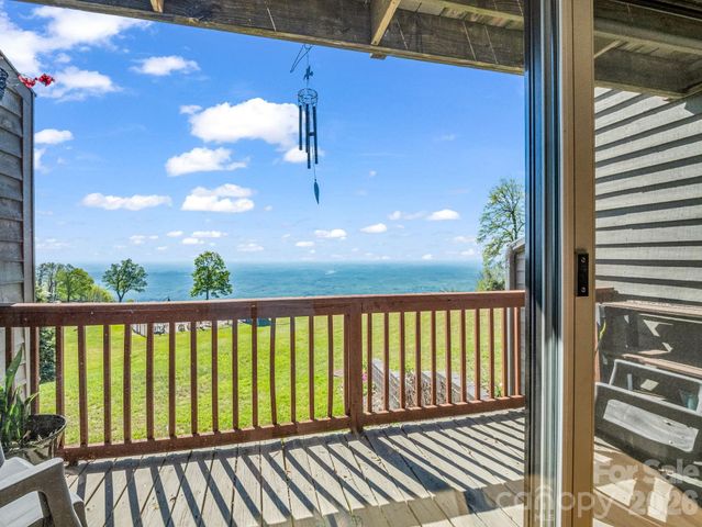 2881 White Oak Mountain Road A 9, Columbus, NC 28722