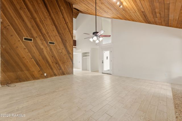 1212 N Wilderness Trail, Carencro, LA 70520