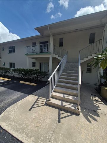 8301 BARDMOOR BOULEVARD 210, Seminole, FL 33777