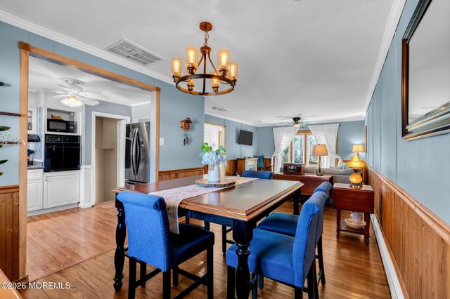 73 Dahlia Lane, Toms River, NJ 08753