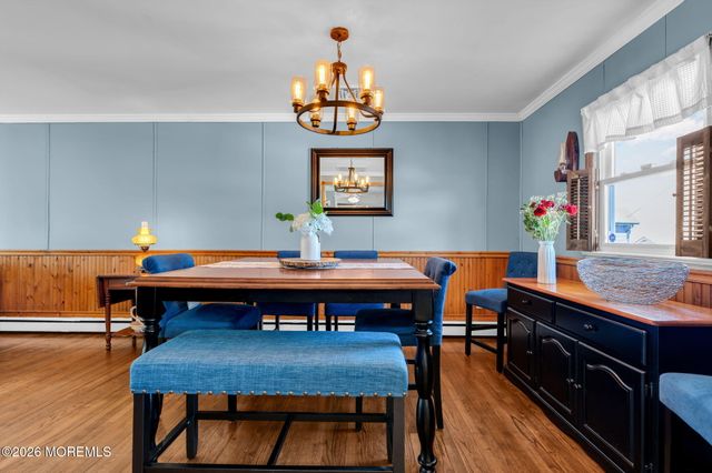 73 Dahlia Lane, Toms River, NJ 08753