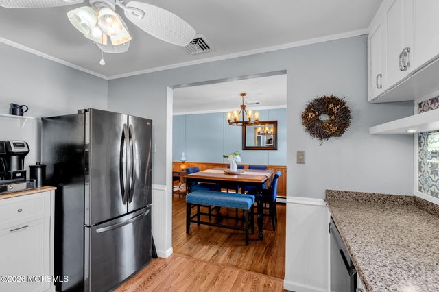 73 Dahlia Lane, Toms River, NJ 08753