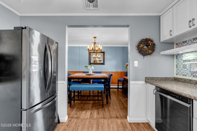 73 Dahlia Lane, Toms River, NJ 08753