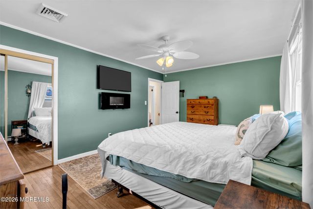 73 Dahlia Lane, Toms River, NJ 08753