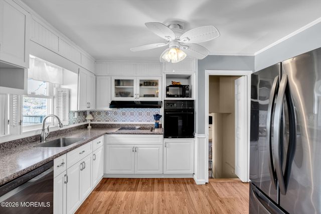 73 Dahlia Lane, Toms River, NJ 08753