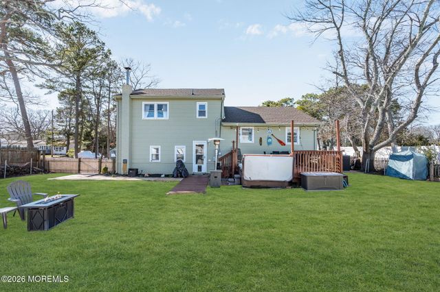 73 Dahlia Lane, Toms River, NJ 08753