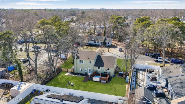 73 Dahlia Lane, Toms River, NJ 08753