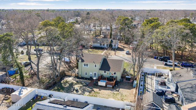 73 Dahlia Lane, Toms River, NJ 08753