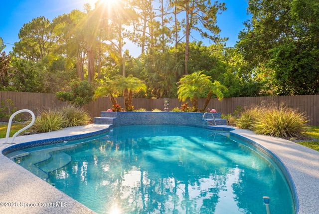 145 Nesbitt Street NE, Palm Bay, FL 32907