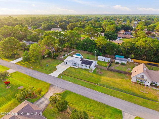 145 Nesbitt Street NE, Palm Bay, FL 32907