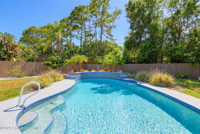 145 Nesbitt Street NE, Palm Bay, FL 32907