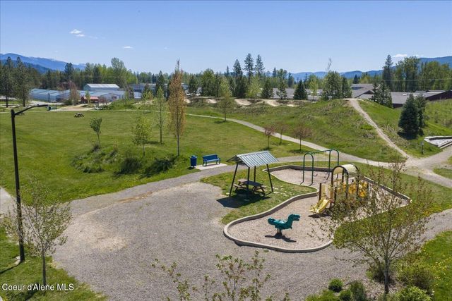 116 W Dustarr LN, Ponderay, ID 83852