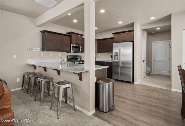 116 W Dustarr LN, Ponderay, ID 83852