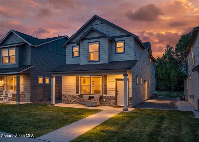 116 W Dustarr LN, Ponderay, ID 83852