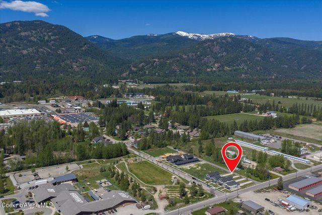 116 W Dustarr LN, Ponderay, ID 83852